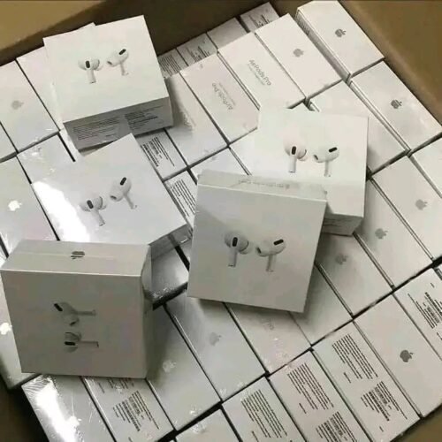 1758718421165 AirPods pallet