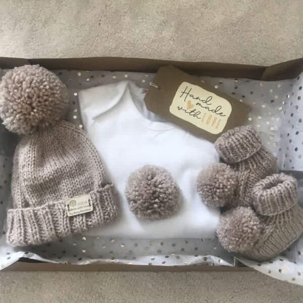 0/3 YEAR OLD BABY CLOTHINGS